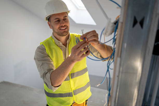 Best Licensed Electrician  in Cleveland, TX